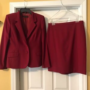 Anne Klein Cranberry 2 piece suit